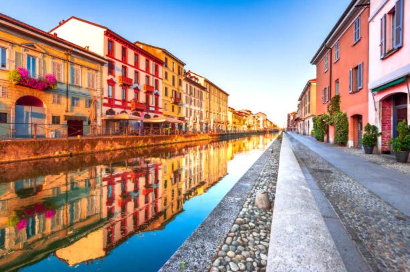 Green Oasis On Water In The Center Of Mailand Exterior foto